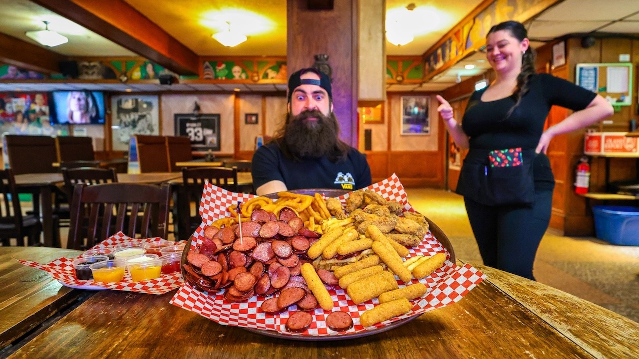 The heavyweight platter challenge has only been beaten once ...