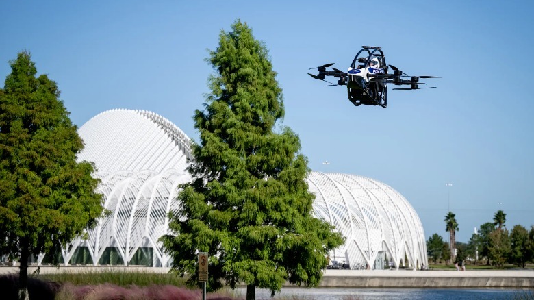 Manned drone that sounds like angry wasps is latest police toy ...