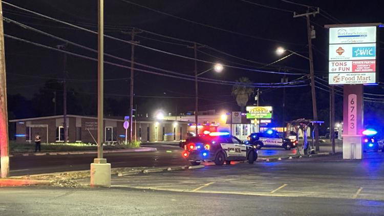 Pedestrian rushed to hospital on south side after being hit by car ...