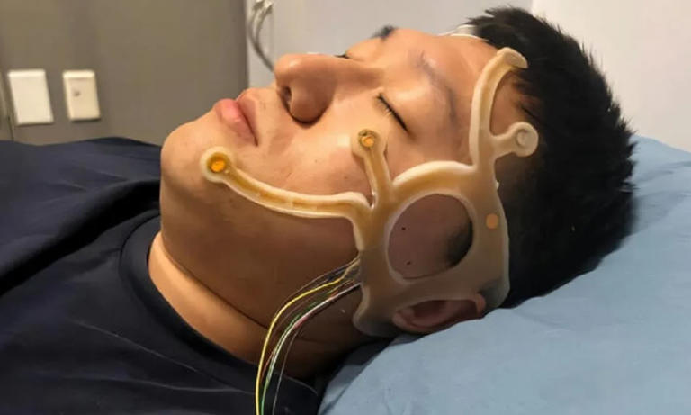 Brain-zapping patch to help sleep could also ease anxiety