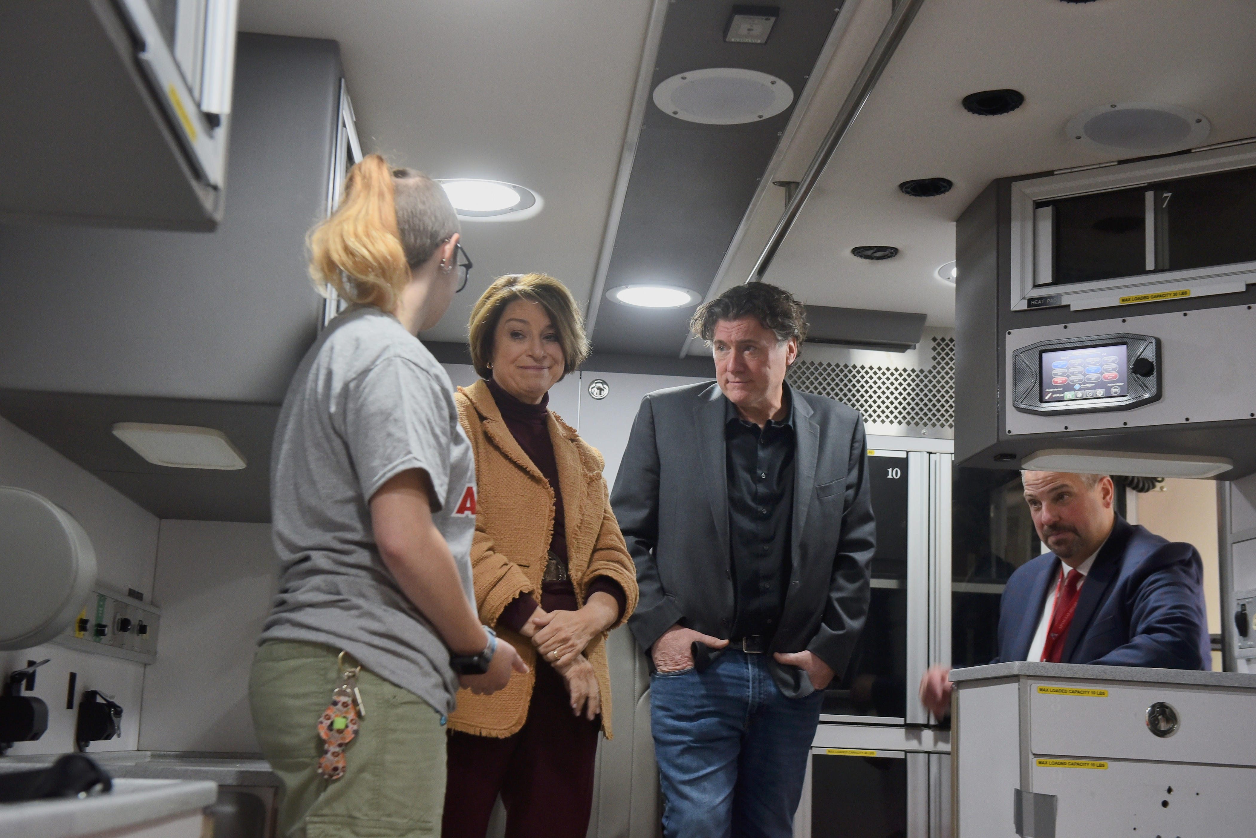 Klobuchar tours Apollo High School's new EMT training facility