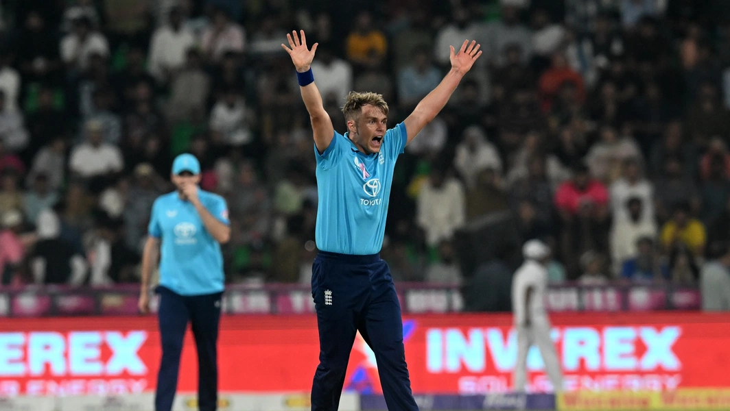 Haris Rauf, Will Jacks clash during Pakistan's record win