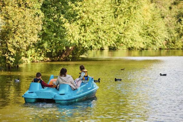 Holiday park's proposed extra month divides locals over economy and ...