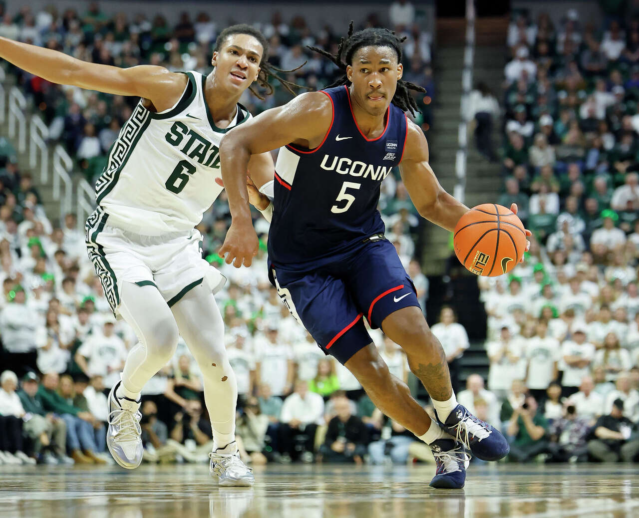 UConn's Silas Demary Jr. on watch list for Bob Cousy Award honoring ...