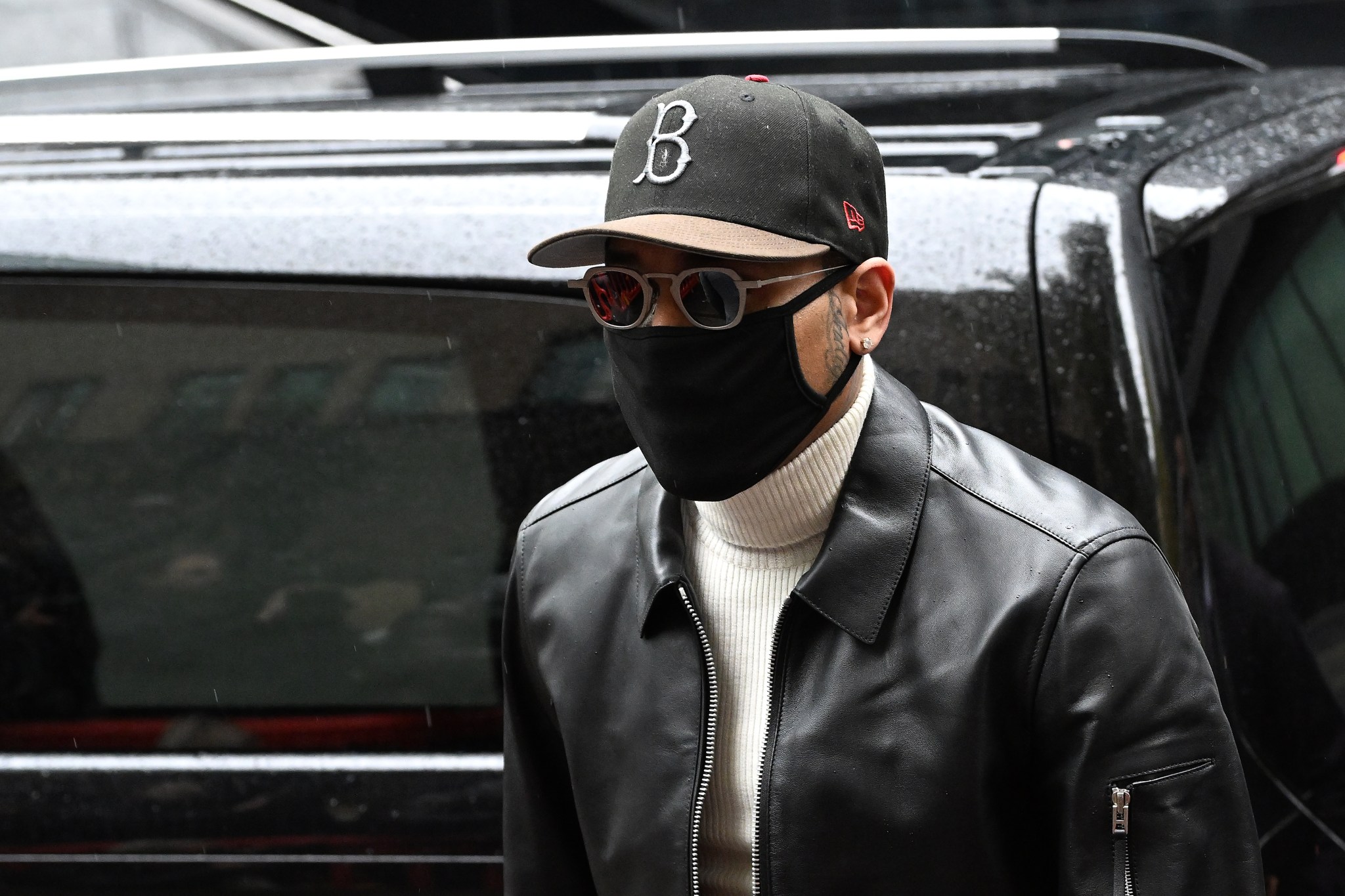 Chris Brown handed suspended sentence for London nightclub attack