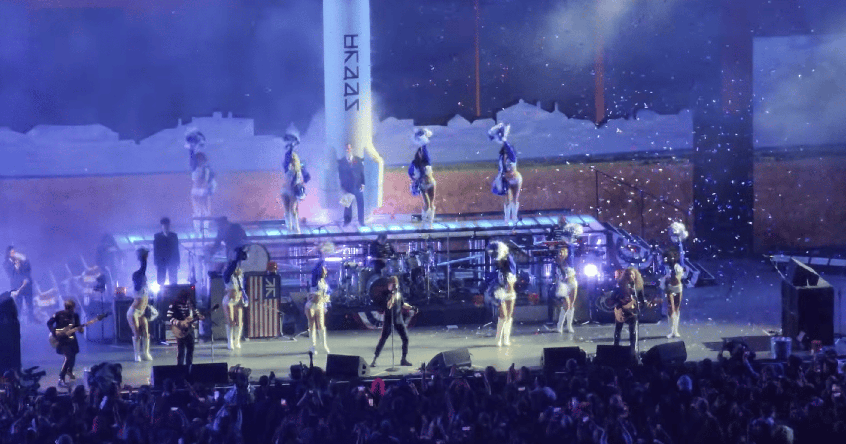 Dallas Cowboys cheerleaders sue My Chemical Romance over brand infringement