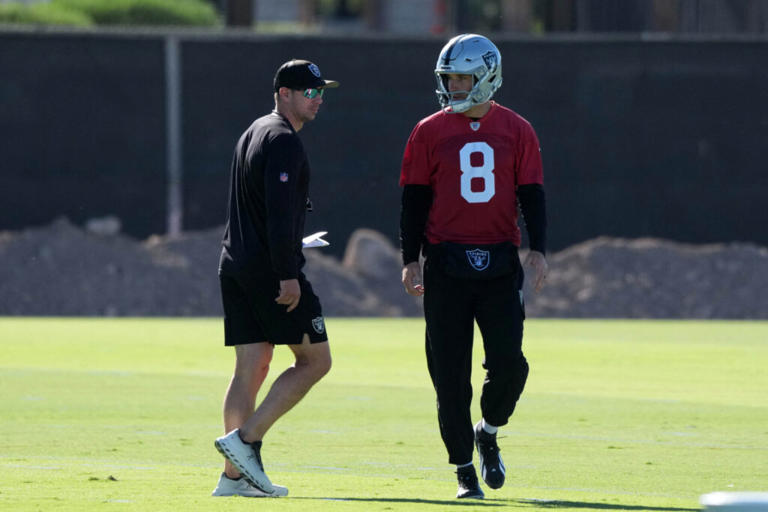 Raiders’ Klint Kubiak downplays Kirk Cousins, Fernando Mendoza QB ...