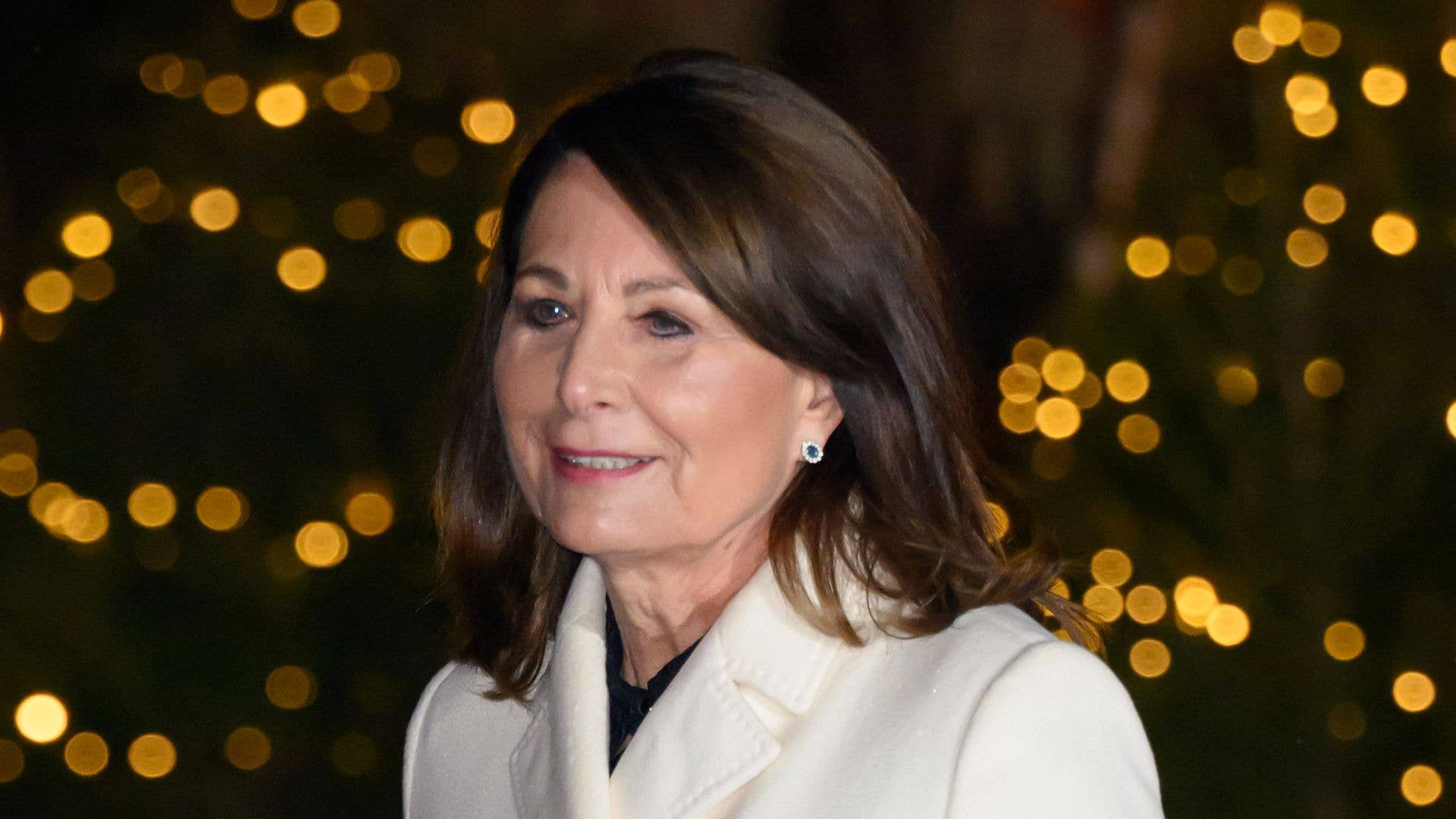 Carole Middleton copies Princess Kate's theatrical winter look for ...