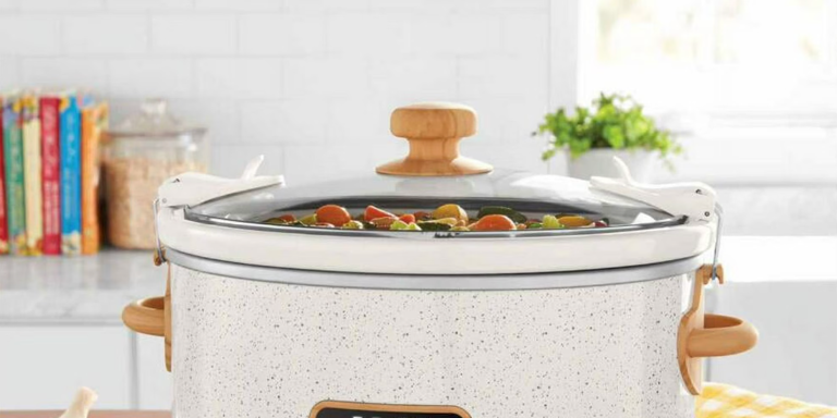 Let there be comfort food! The Pioneer Woman's slow cooker is made for ...