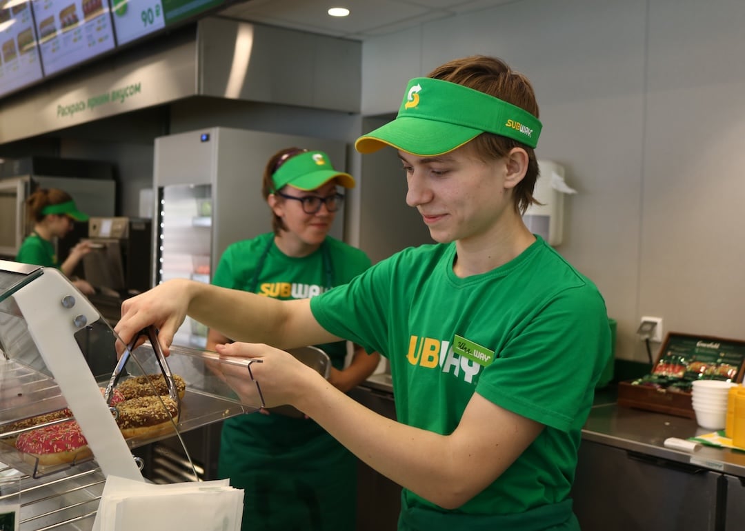 McDonald's didn't make the top 10 fast-food chains for customer ...