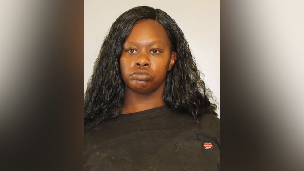 Porch pirate report near 13th and Quincy leads Tulsa police to an arrest