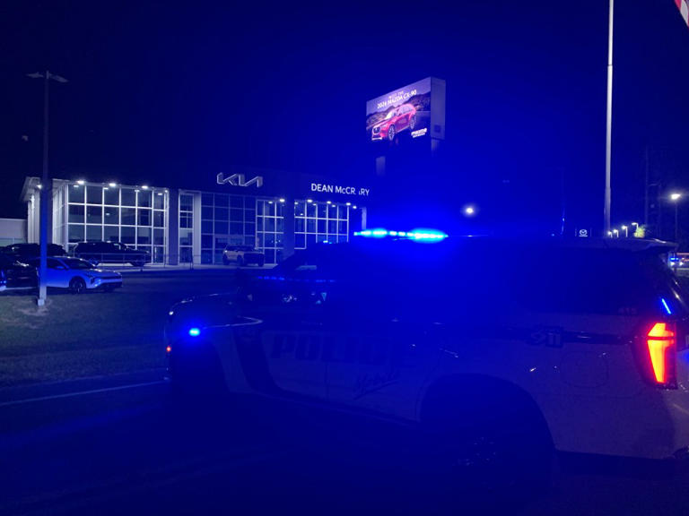 MPD: Man dies after crash outside Mobile car dealership Sunday morning