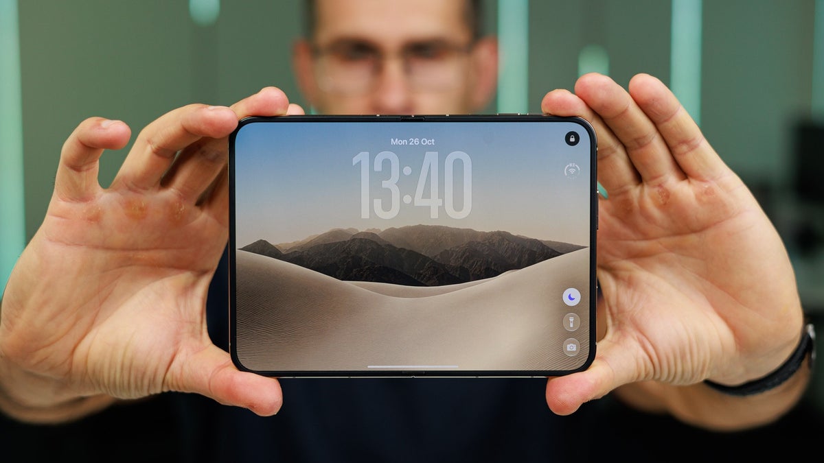 Apple breaks its silence on the iPhone Duo's cracking screen problem