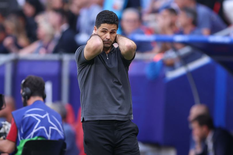 Arsenal fans fume at 'joke' Ballon d'Or decision as Liverpool icon ties ...