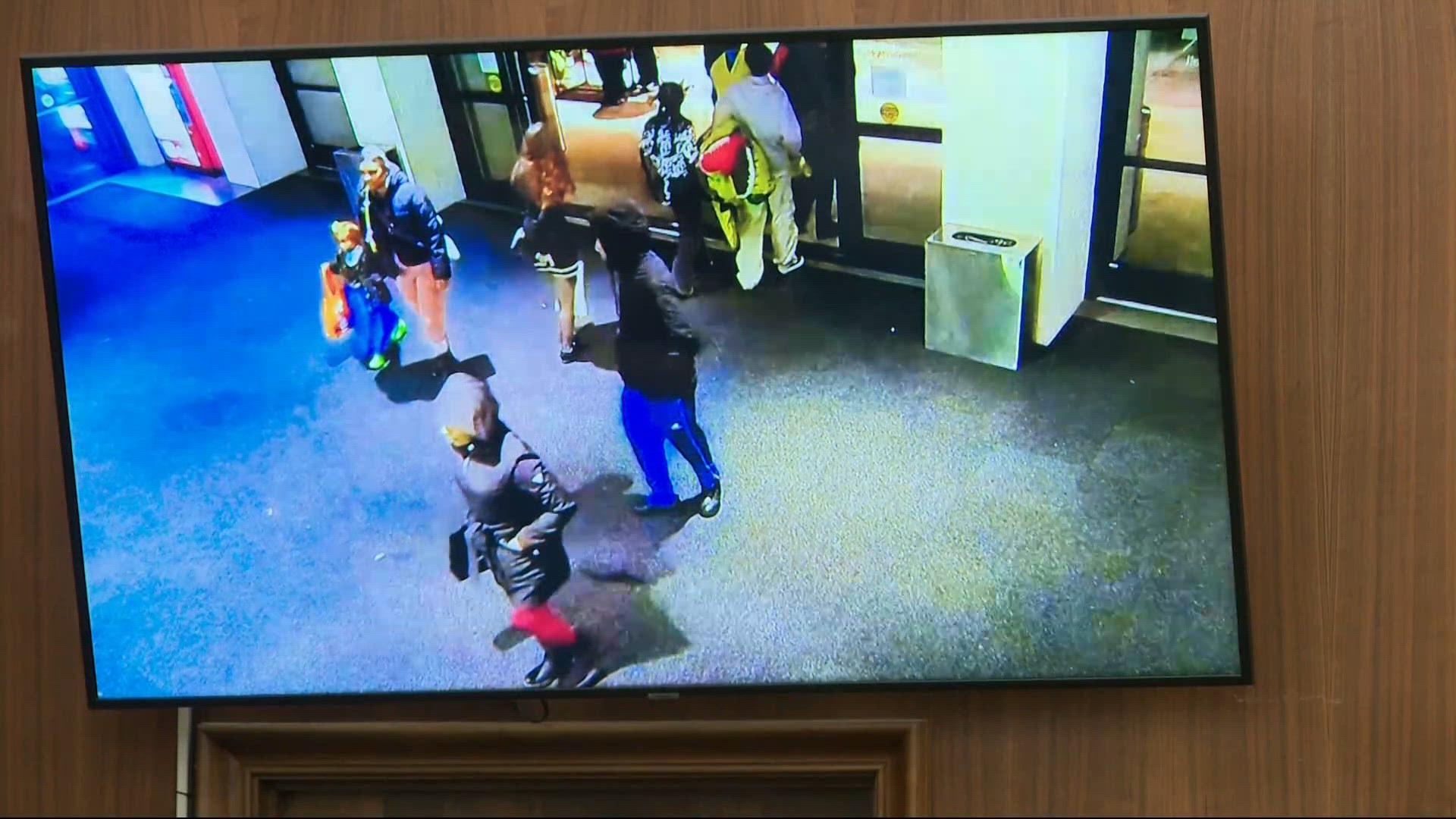 Mother of accused shooter testifies in 2024 Vancouver Mall shooting trial