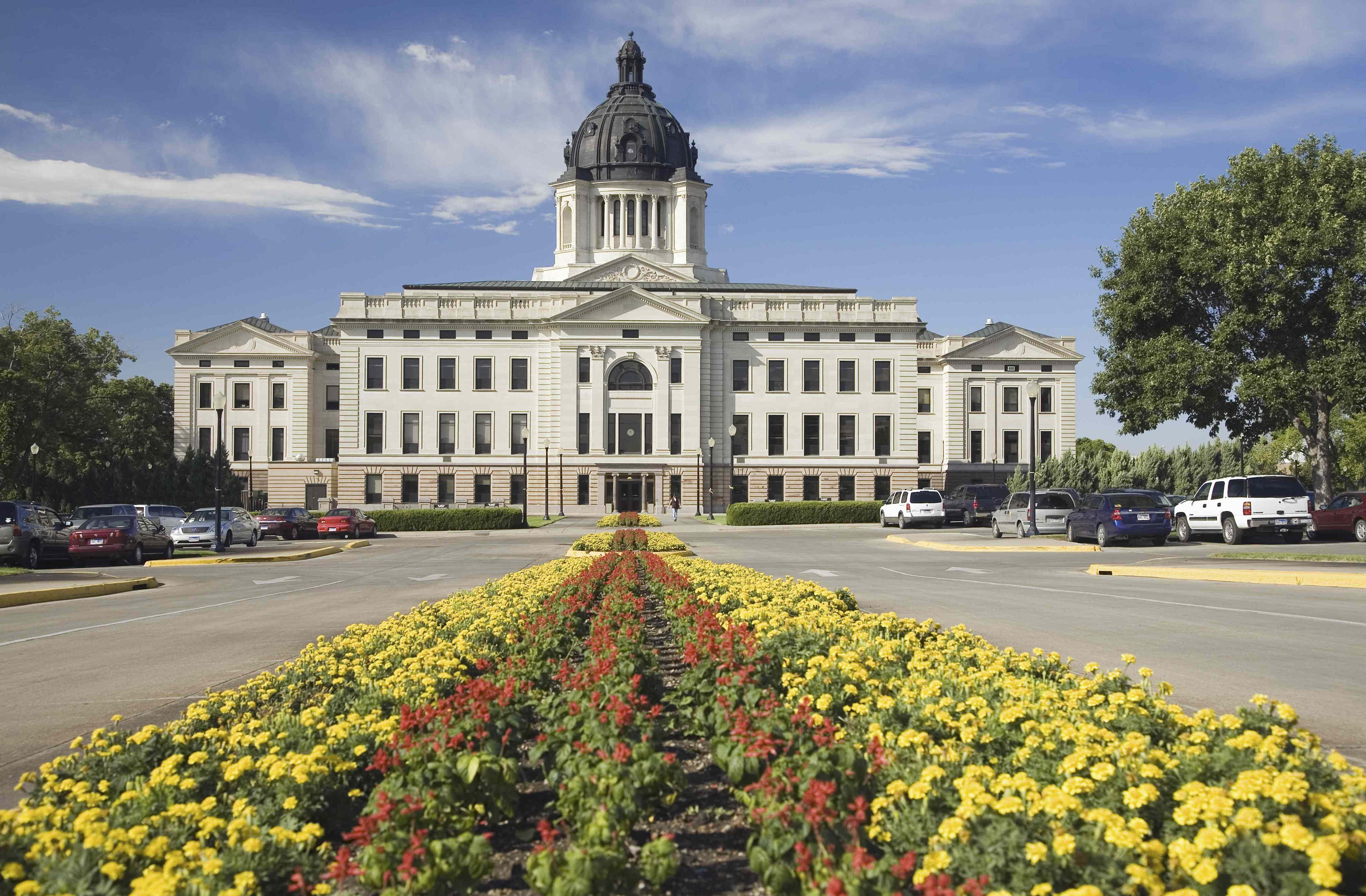 29 charming US small towns to consider for retirement and a lower cost ...