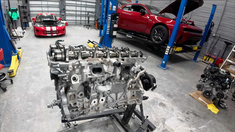 This 'blown' Dodge Hurricane inline-six might have just been left out ...
