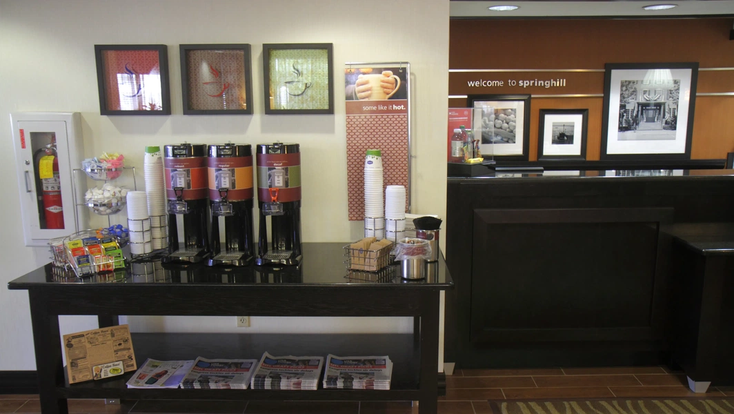 6 guest amenities at Hampton Inn & Suites