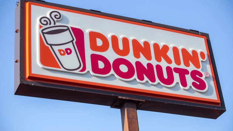 Dunkin' finally brings back its spider donut, but fans have one ...
