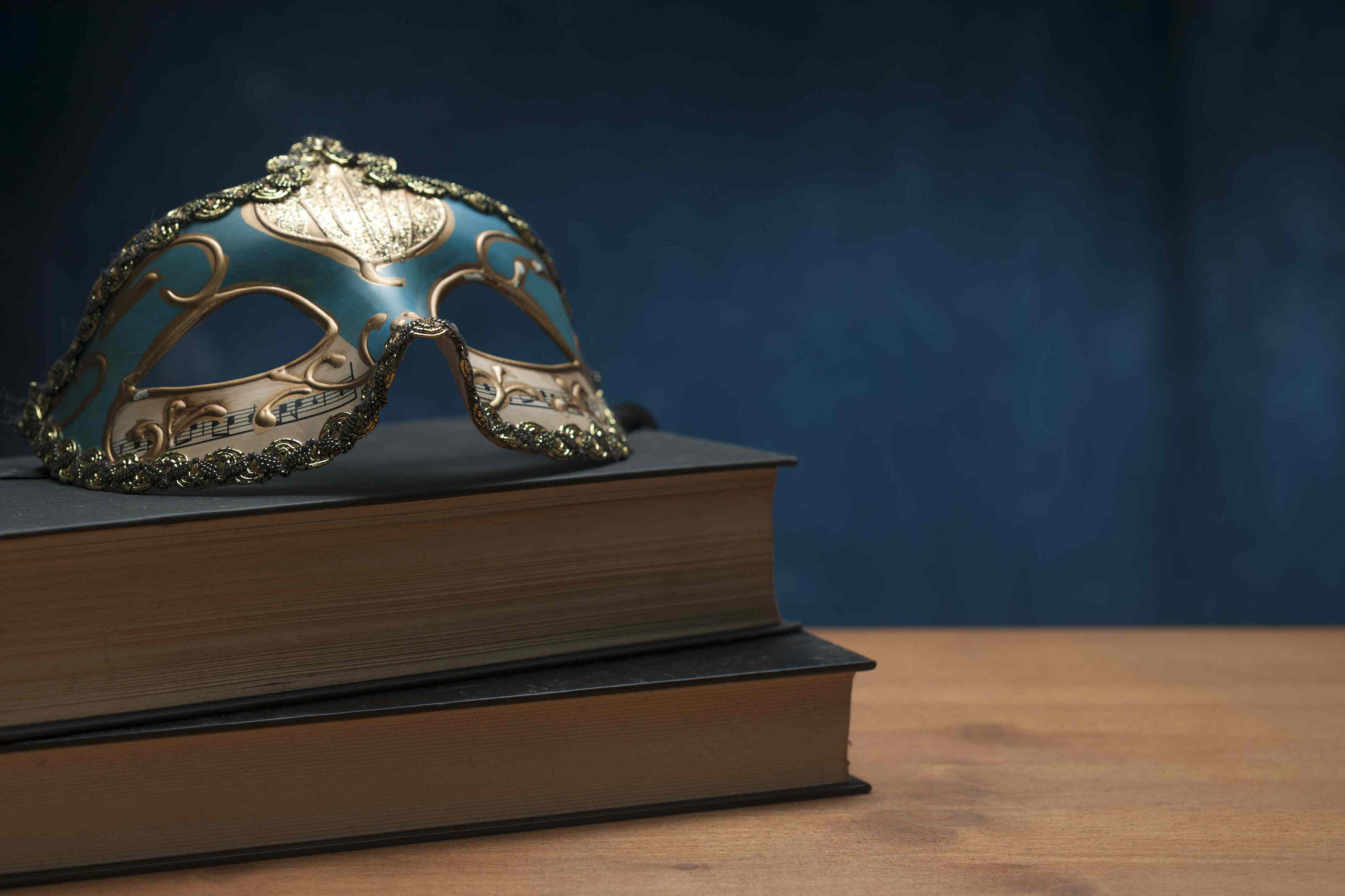Bookish events are booming—and ACOTAR fans are leading the charge