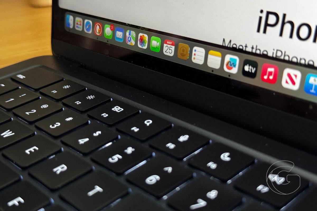 Two of Apple's most popular Macs could finally get one of the iPhone's ...
