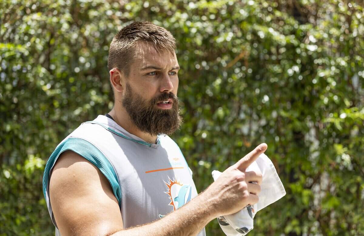 An update on the Sieler situation and notes on every Dolphins defensive player