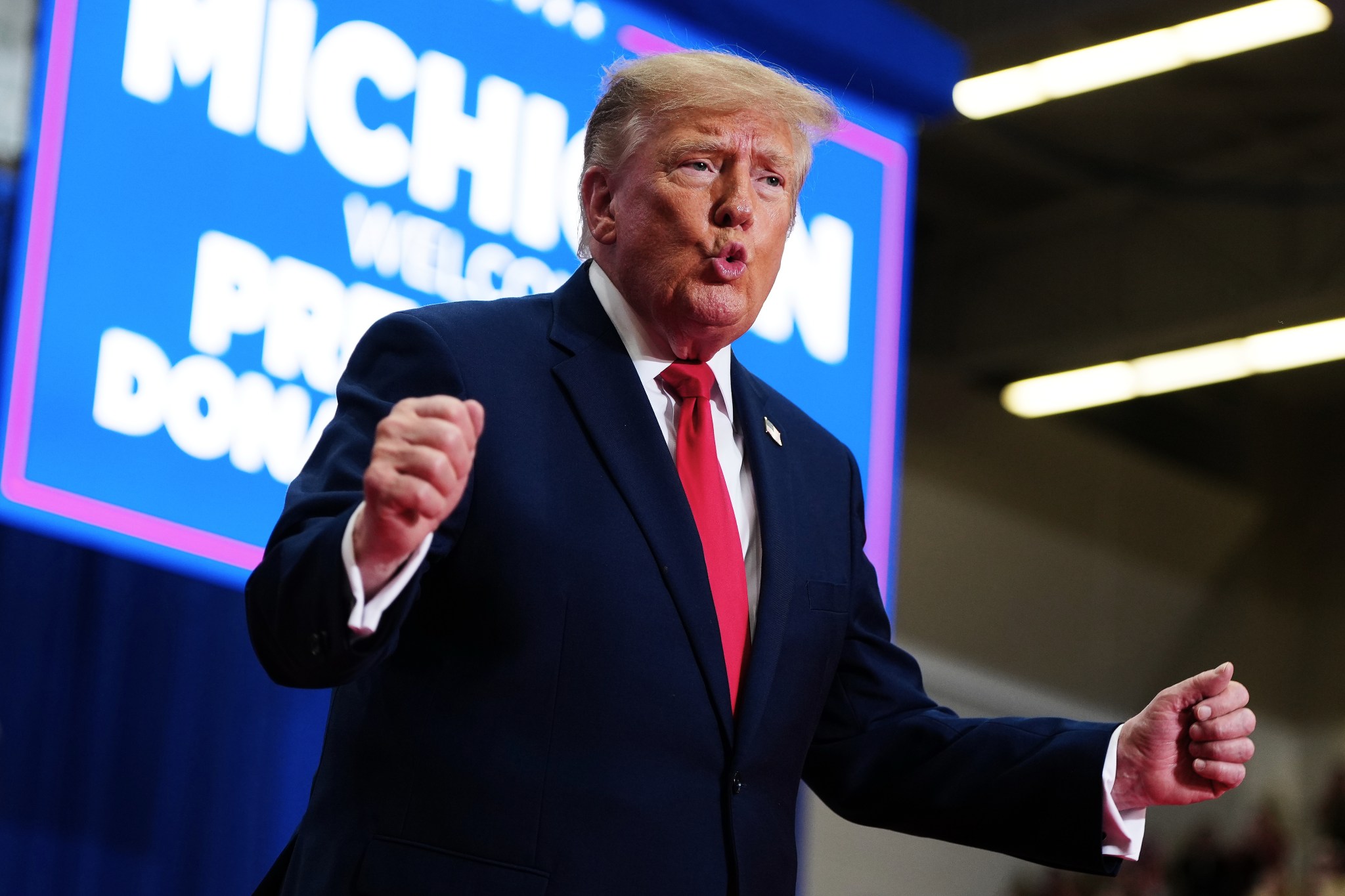 Trump offers $1M for election fraud convictions week before midterms