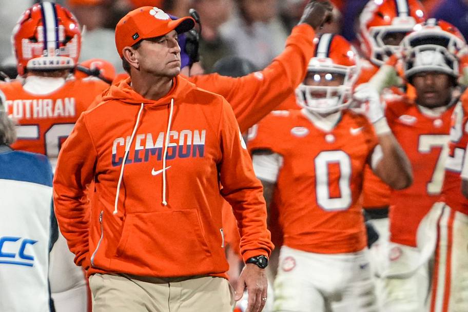 Josh Pate predicts 5-loss season for fallen college football powerhouse ...