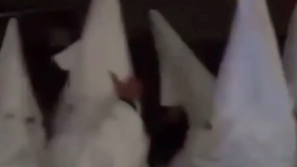 El Paso teens who appear to be Hispanic caught on video in KKK robes ...