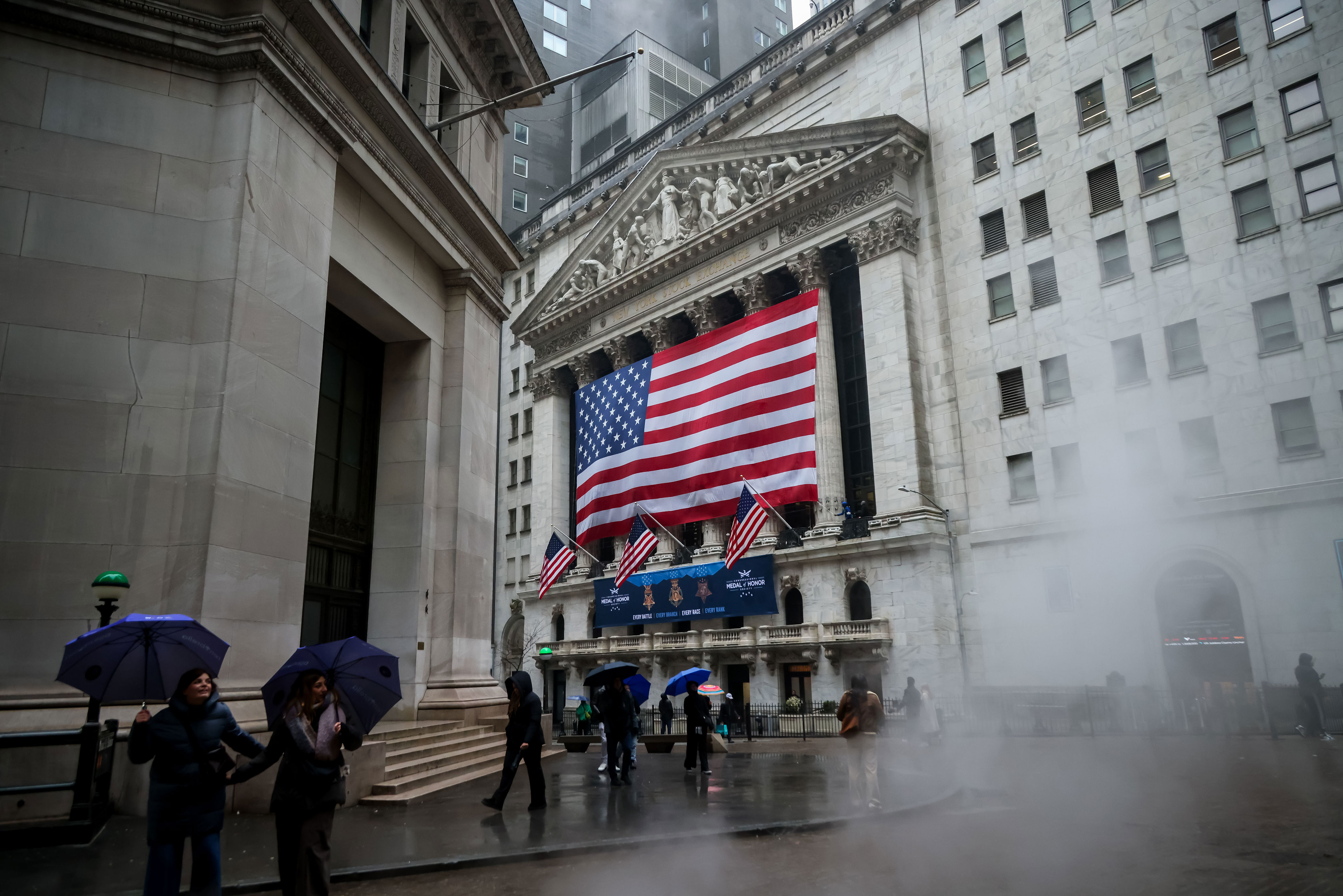 The risk that AI wakes up and other warnings in Anthropic's unusual IPO ...