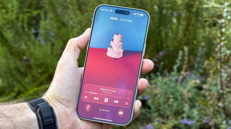 5 cool new features your iPhone is getting with iOS 27.2