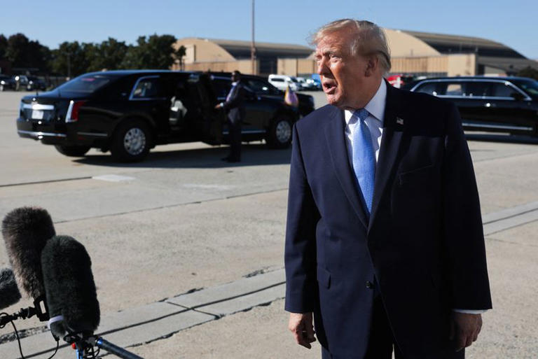 Trump afirma, sem provas, que eleição no Brasil parece ter sido manipulada
