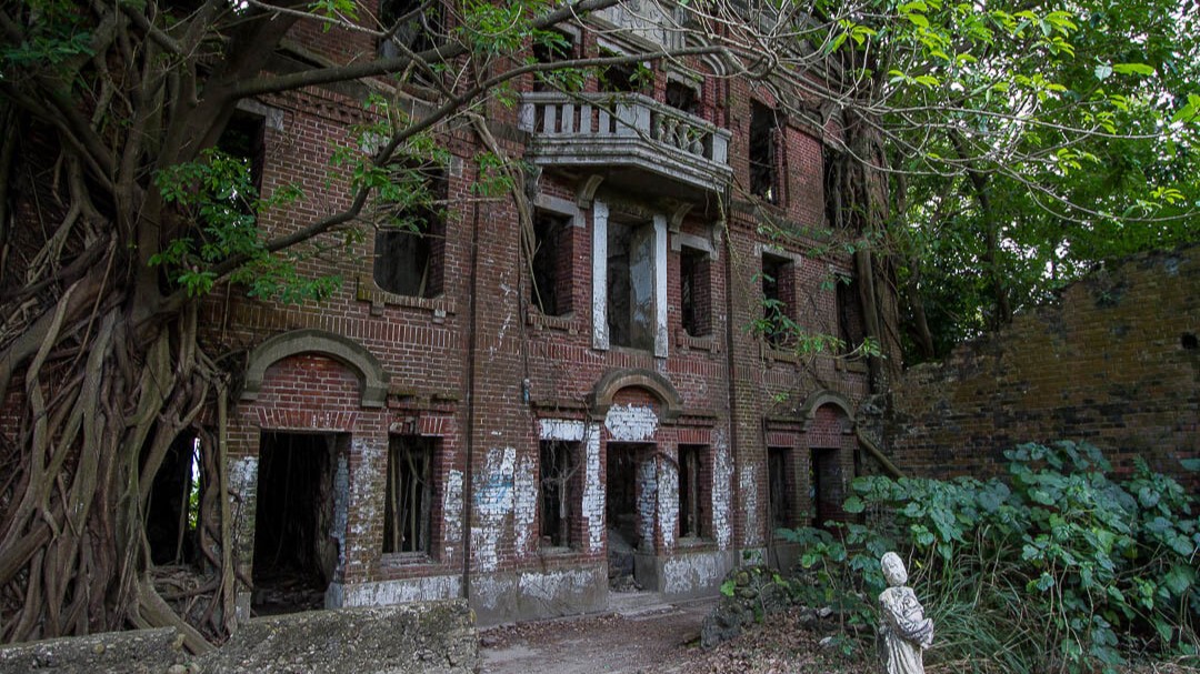 The well behind the Liu mansion’s ghost legend