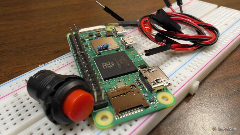 Micro-USB was the worst generation of USB. Here's why Pi Zero and other ...