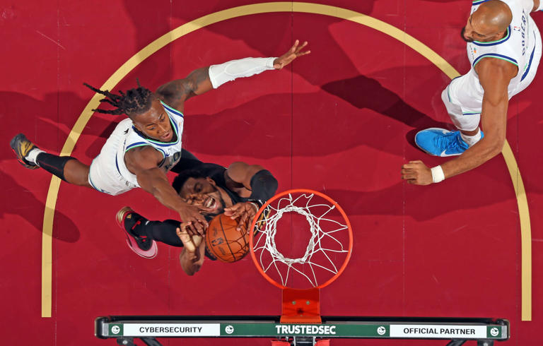 Cavs flip late-game script, rally to hand Minnesota Timberwolves first ...