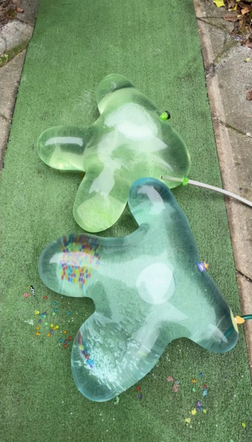 Hulk vs Thanos turns my garden into an epic smash battle