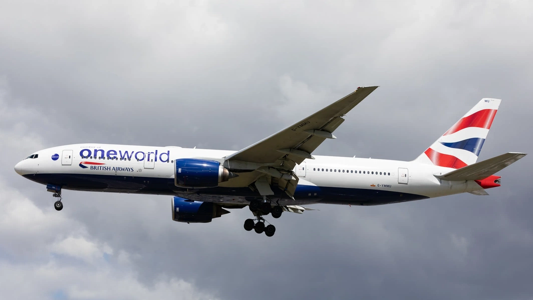 British Airways 777 near-miss with unidentified high-speed object