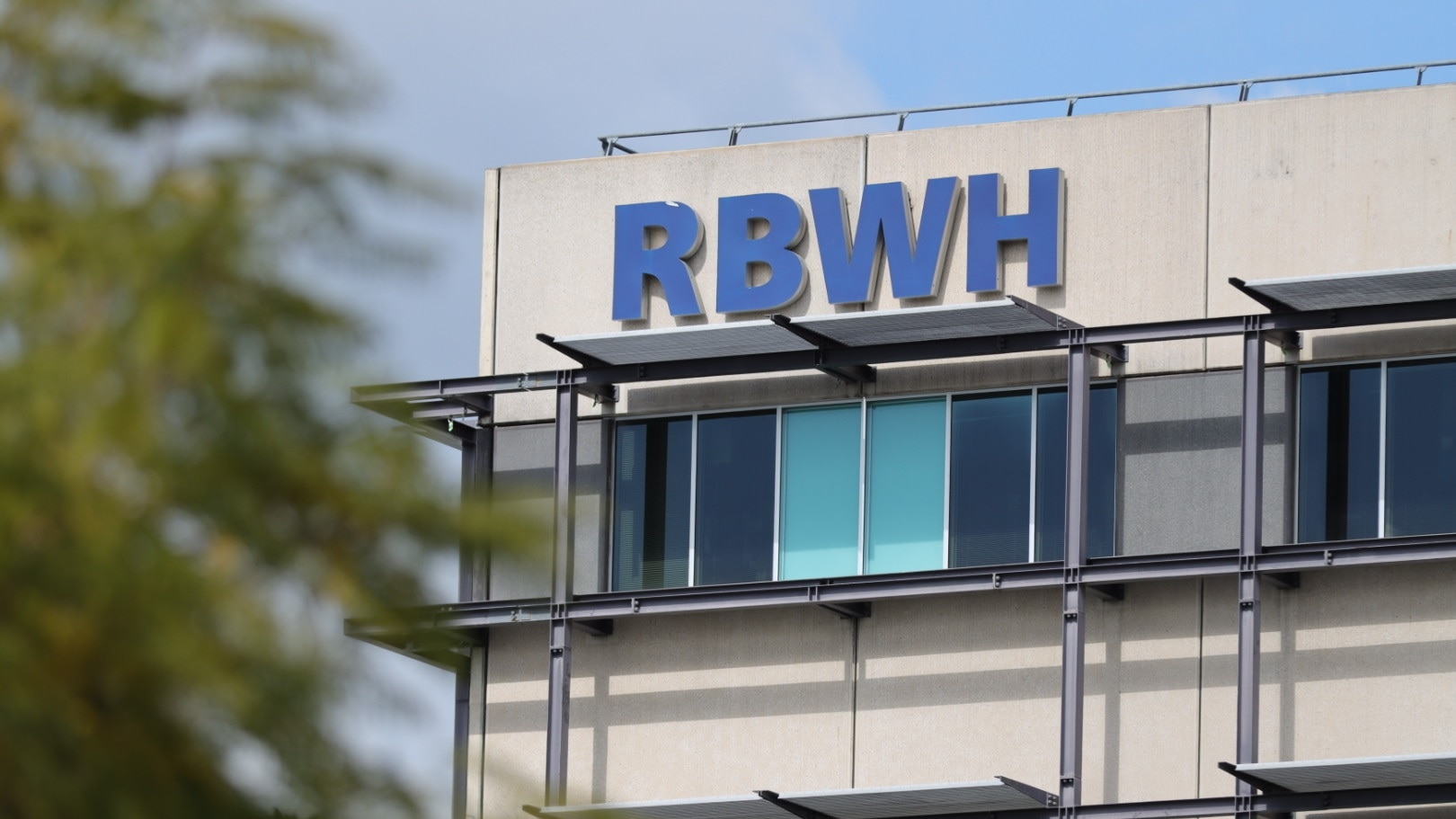 Queensland fails to appoint Indigenous leaders to hospital boards, in ...
