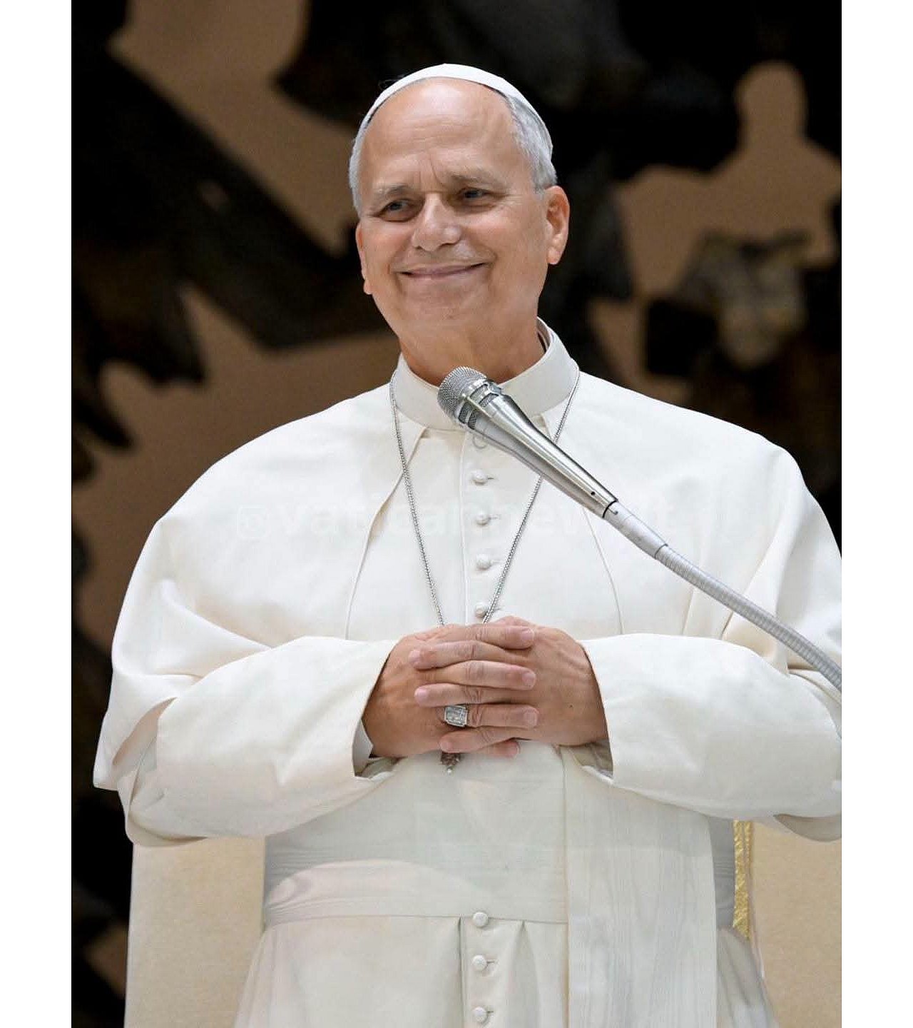 Alphons, band singers serenade Pope at Rome Jesus Youth event