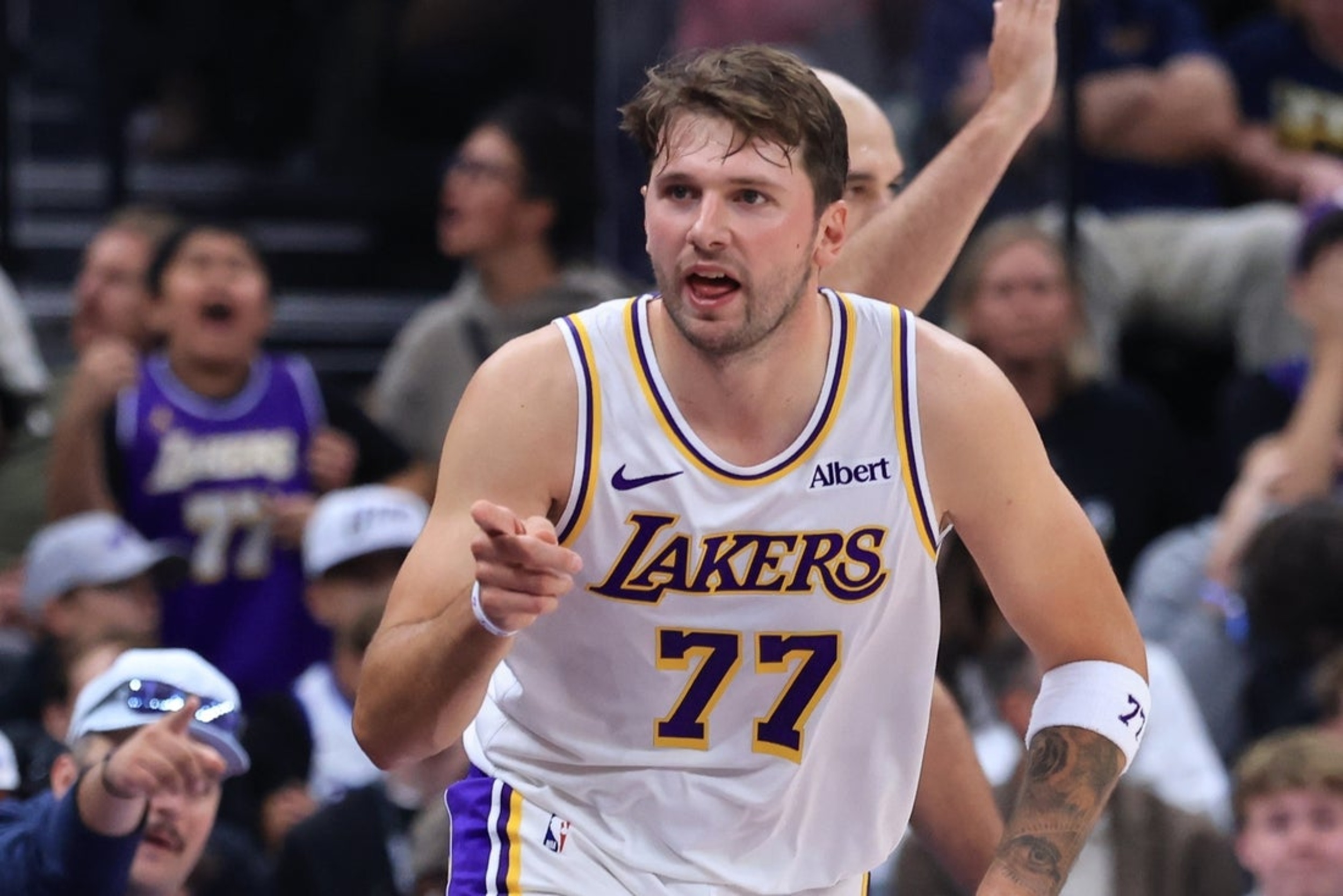 Luka Doncic, unbeaten Lakers host improved Trail Blazers