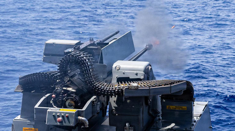 The US Navy is upgrading its destroyer deck guns with a versatile new ...