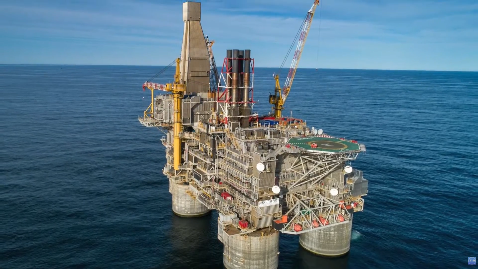 How engineers built the Berkut oil platform in one of the world's ...