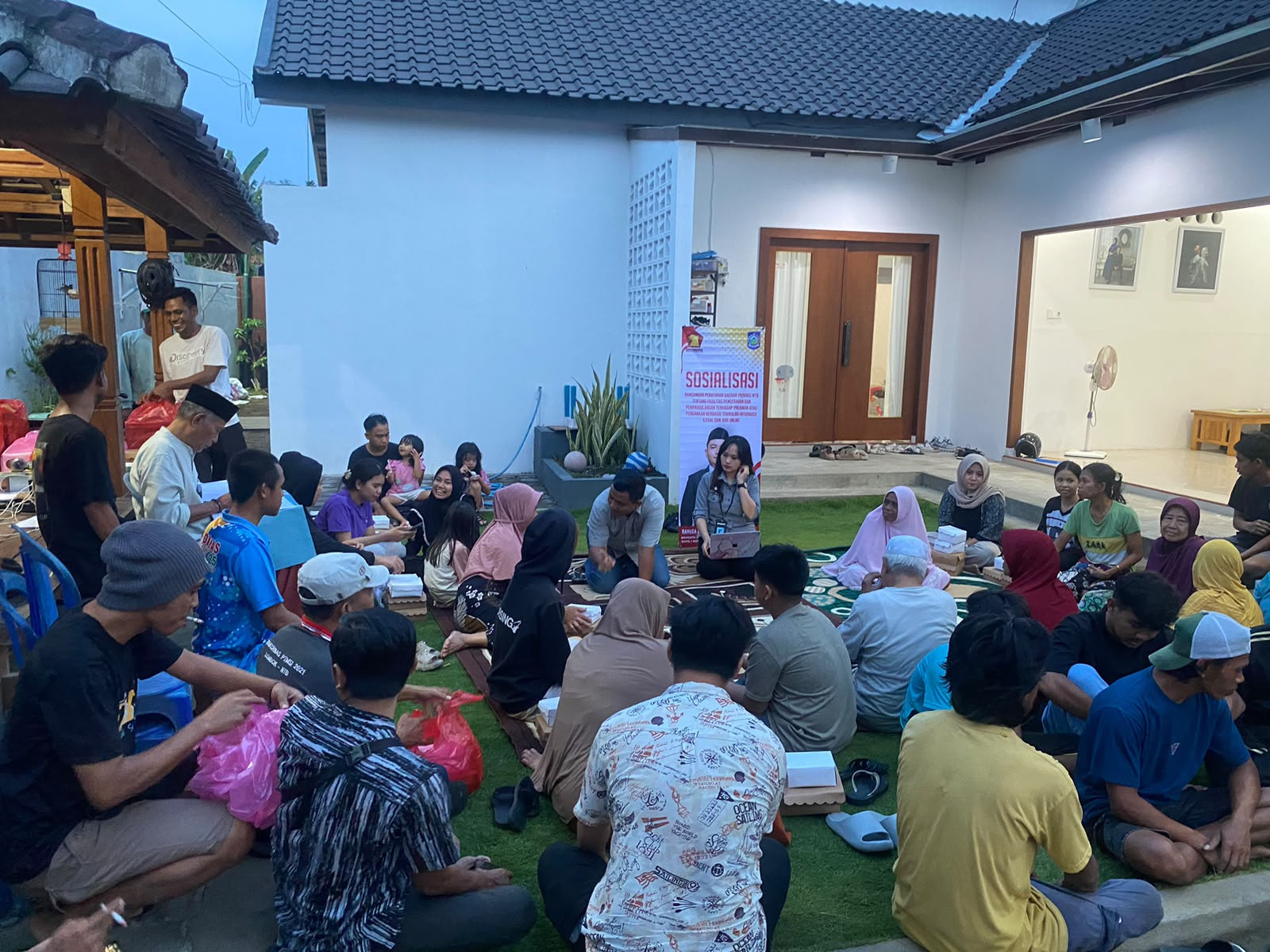 Kemenkum NTB sosialisasi raperda pencegahan pinjol ilegal dan judi ...
