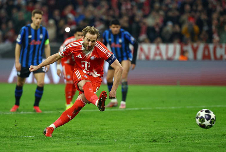 Soccer-England forward Kane crowned Ballon d'Or winner, Putellas wins ...