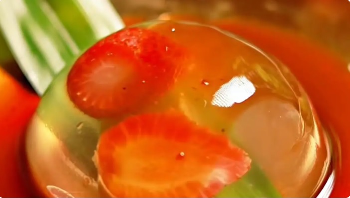 Strawberry raindrop agar-agar, dessert kenyal dan segar