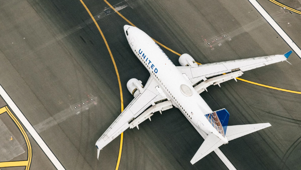 Will hijack a plane text message prompts passenger jet to turn back ...