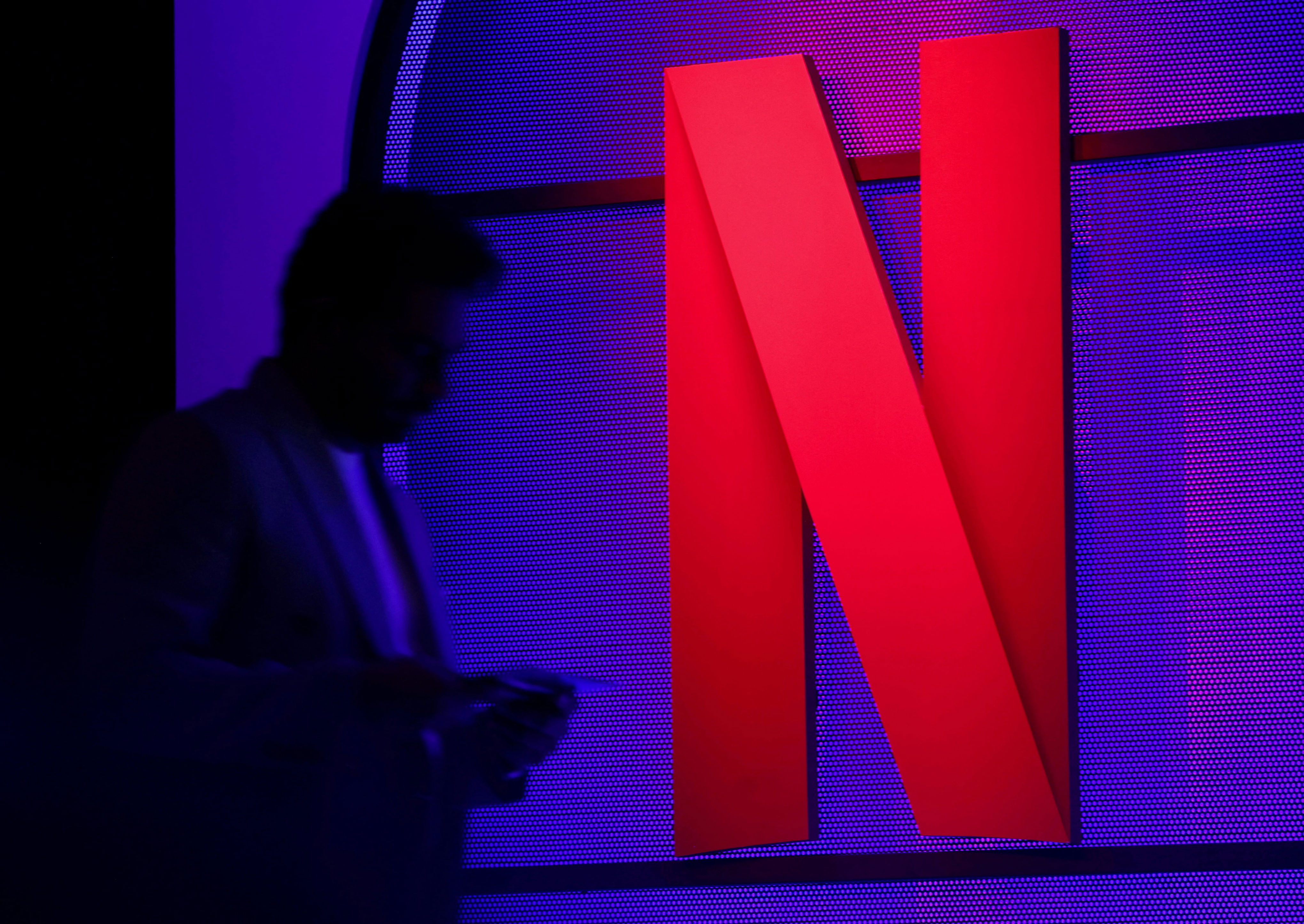 Netflix's content and tech divisions clash amid viewing decline
