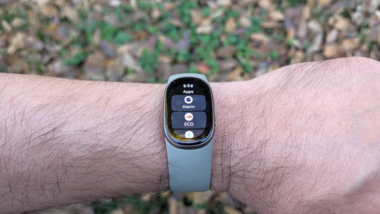 Fitbit Edge review: Google's best fitness tracker with a screen