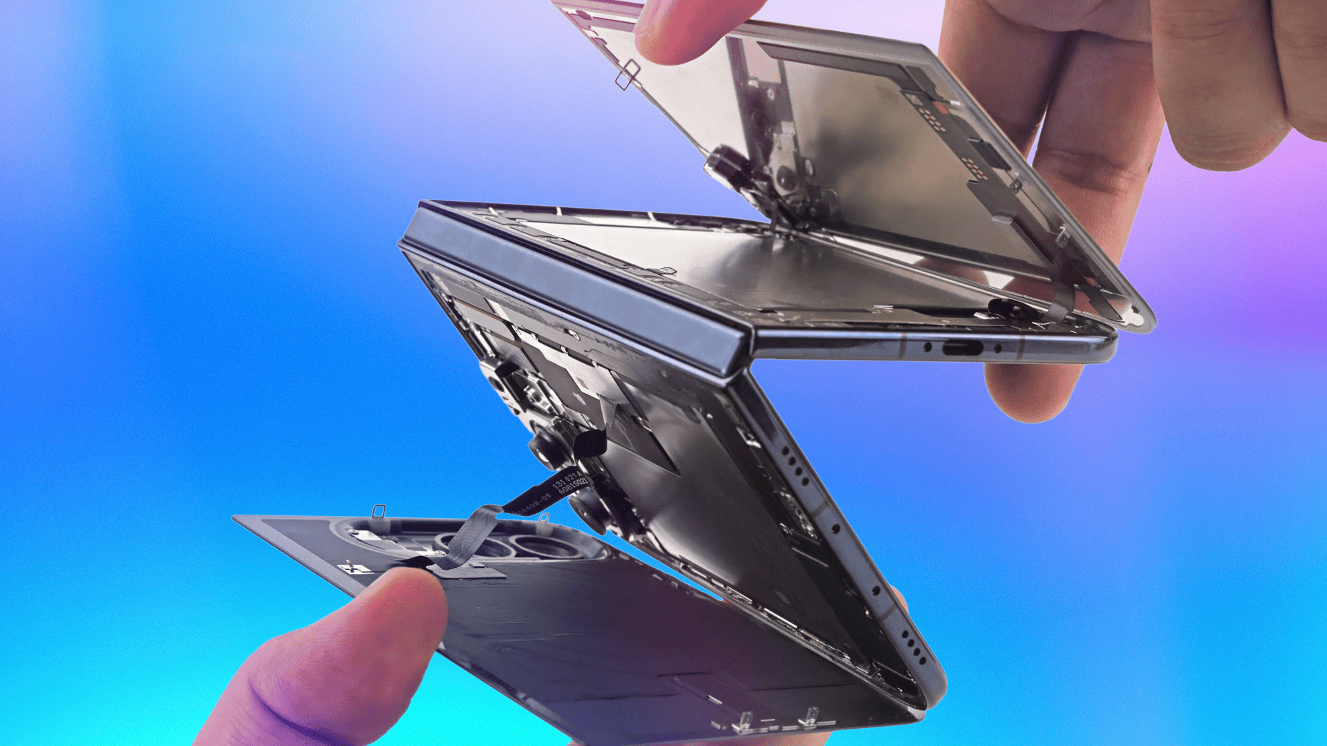 As iPhone Duo Cracked Screen Reports Surface, a New Teardown Shows a ...