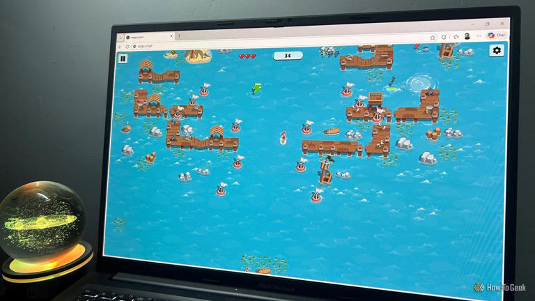 I keep Microsoft Edge around for this offline browser game that beats ...